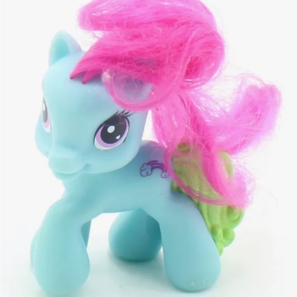 3 2009 My Little Pony McDonalds Happy Meal in Package - Picture 3 of 7